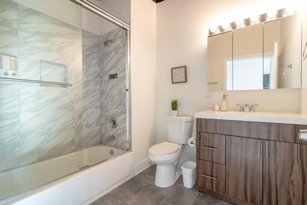 Chicago 2Br Suite Perfect For Convention And Business Trips Near Mccormick Place, Arena, Soldier Field And Grant Park ชิคาโก ภายนอก รูปภาพ